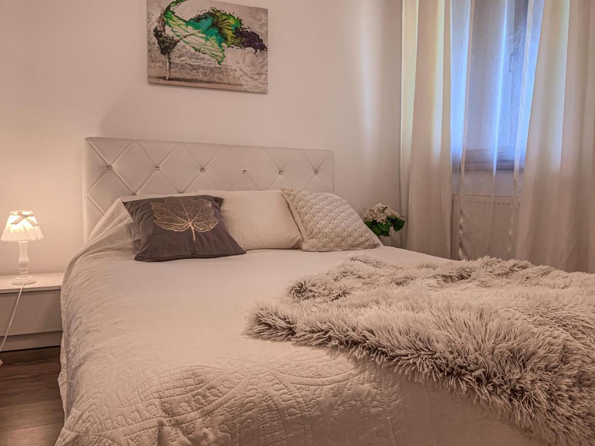 Apartment 2 Rooms Luxury Bucureşti Eksteriør bilde